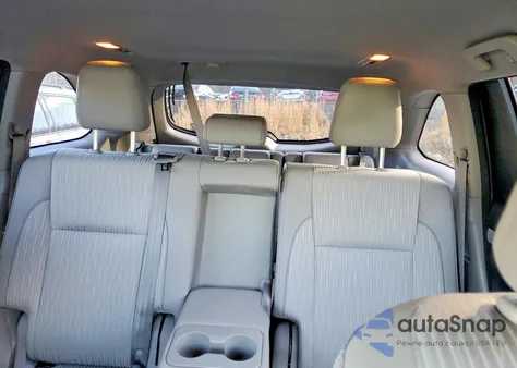 2018 Toyota Highlander Le z USA, uszkodzony, nr VIN 5TDBZRFH6JS808321